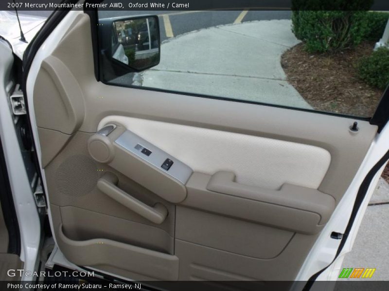 Oxford White / Camel 2007 Mercury Mountaineer Premier AWD