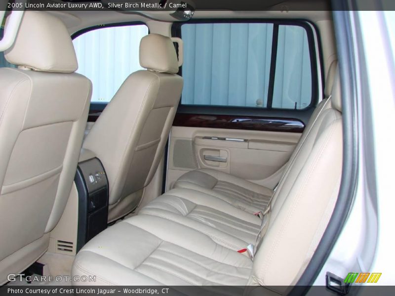 Silver Birch Metallic / Camel 2005 Lincoln Aviator Luxury AWD