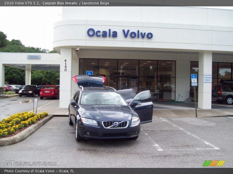 Caspian Blue Metallic / Sandstone Beige 2010 Volvo V70 3.2