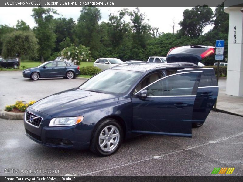 Caspian Blue Metallic / Sandstone Beige 2010 Volvo V70 3.2