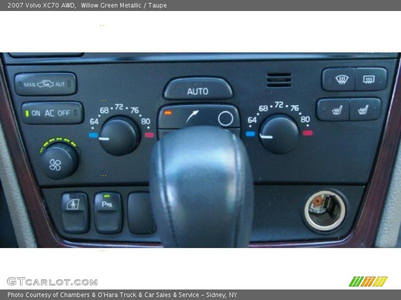 Willow Green Metallic / Taupe 2007 Volvo XC70 AWD