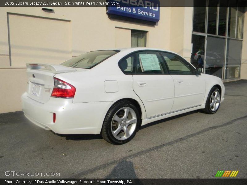 Satin White Pearl / Warm Ivory 2009 Subaru Legacy 2.5i Sedan