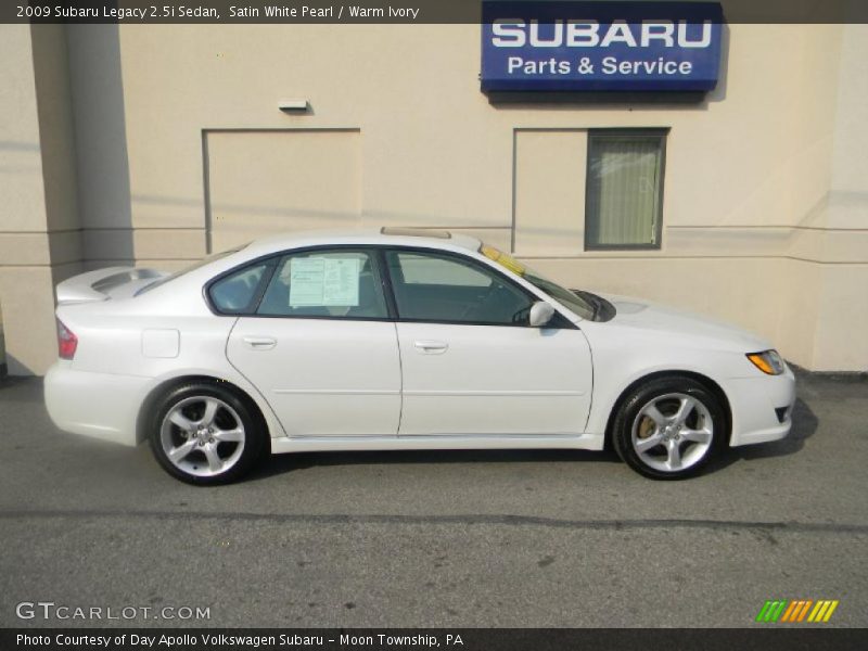 Satin White Pearl / Warm Ivory 2009 Subaru Legacy 2.5i Sedan