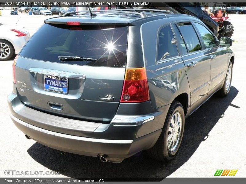 Magnesium Green Pearl / Pastel Slate Gray 2007 Chrysler Pacifica Touring AWD