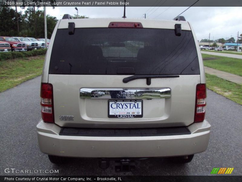 Light Graystone Pearl / Pastel Pebble Beige 2010 Jeep Liberty Limited