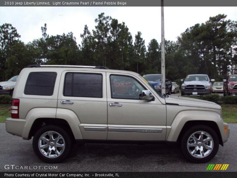 Light Graystone Pearl / Pastel Pebble Beige 2010 Jeep Liberty Limited