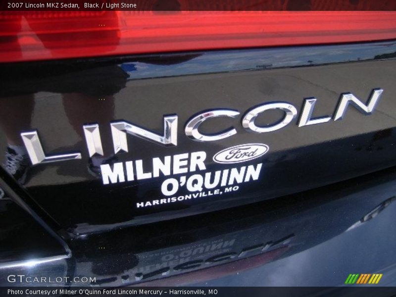 Black / Light Stone 2007 Lincoln MKZ Sedan
