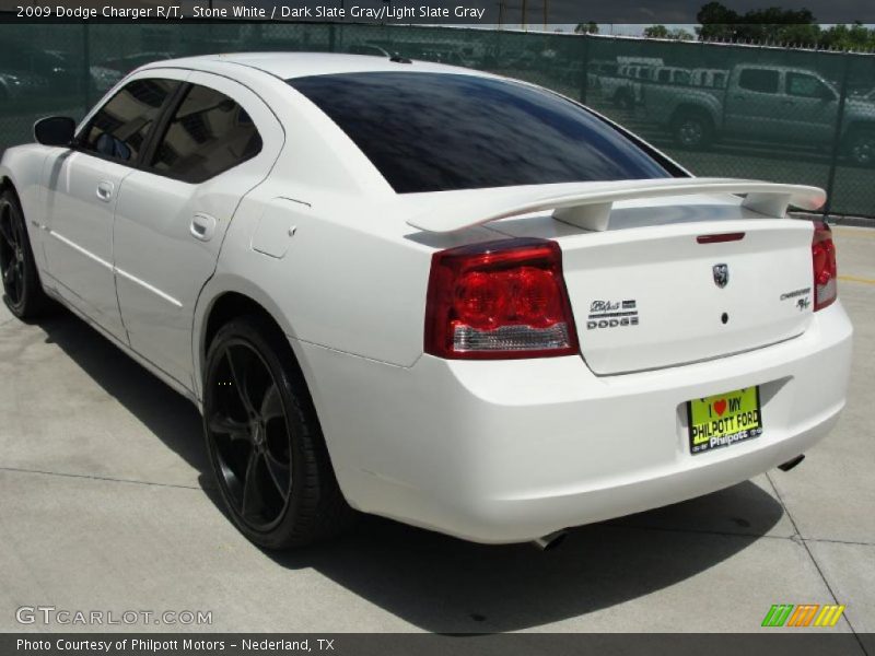 Stone White / Dark Slate Gray/Light Slate Gray 2009 Dodge Charger R/T