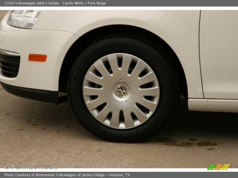 Candy White / Pure Beige 2009 Volkswagen Jetta S Sedan