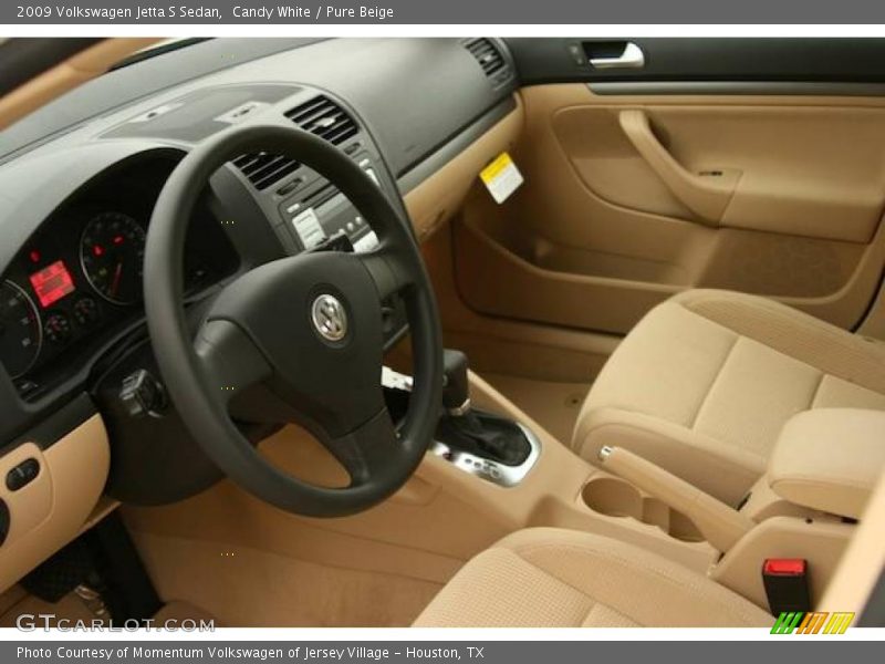 Candy White / Pure Beige 2009 Volkswagen Jetta S Sedan