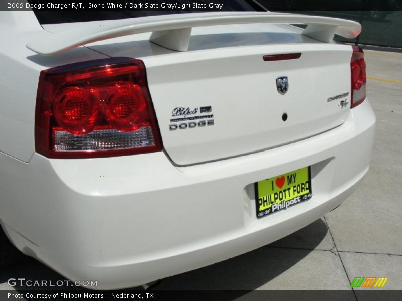 Stone White / Dark Slate Gray/Light Slate Gray 2009 Dodge Charger R/T