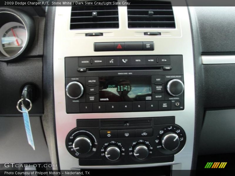 Stone White / Dark Slate Gray/Light Slate Gray 2009 Dodge Charger R/T