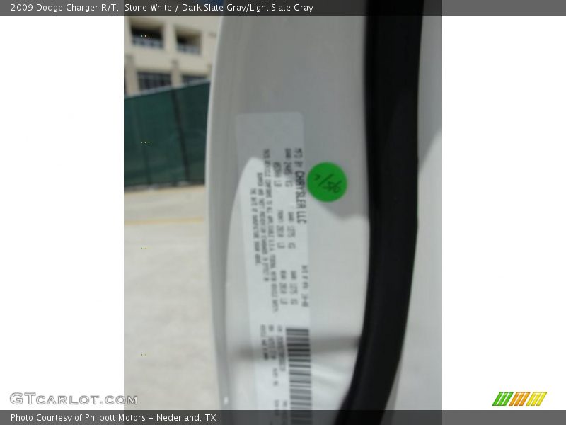 Stone White / Dark Slate Gray/Light Slate Gray 2009 Dodge Charger R/T