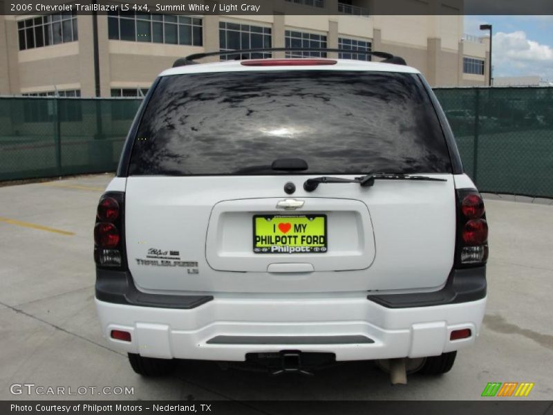 Summit White / Light Gray 2006 Chevrolet TrailBlazer LS 4x4