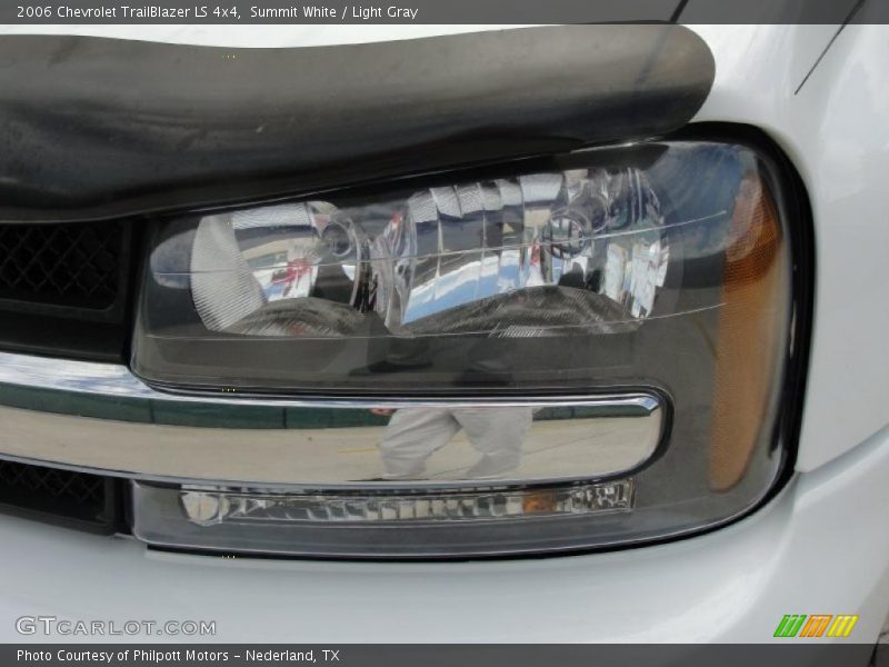 Summit White / Light Gray 2006 Chevrolet TrailBlazer LS 4x4