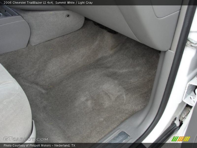 Summit White / Light Gray 2006 Chevrolet TrailBlazer LS 4x4