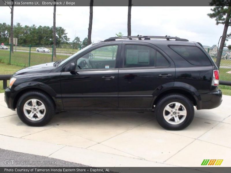 Ebony Black / Beige 2003 Kia Sorento LX