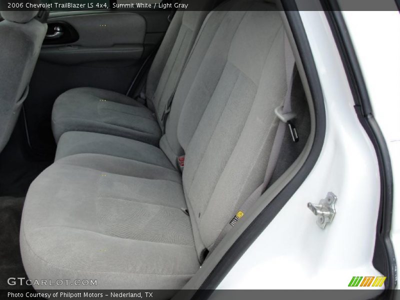 Summit White / Light Gray 2006 Chevrolet TrailBlazer LS 4x4