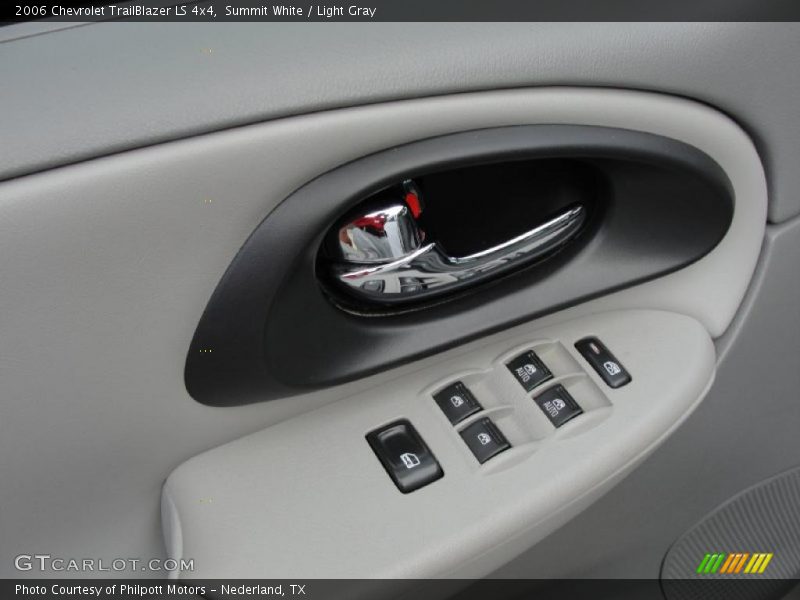 Summit White / Light Gray 2006 Chevrolet TrailBlazer LS 4x4
