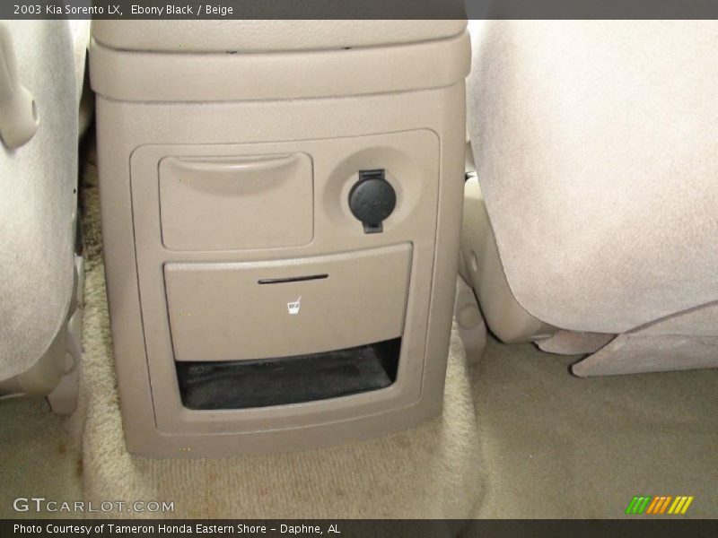Ebony Black / Beige 2003 Kia Sorento LX