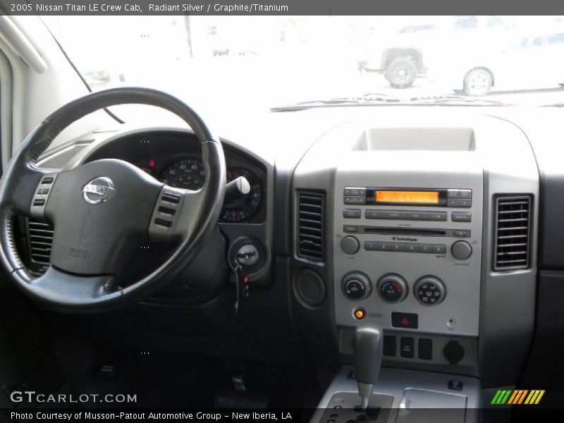 Radiant Silver / Graphite/Titanium 2005 Nissan Titan LE Crew Cab