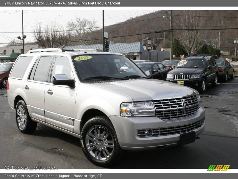 Silver Birch Metallic / Charcoal 2007 Lincoln Navigator Luxury 4x4