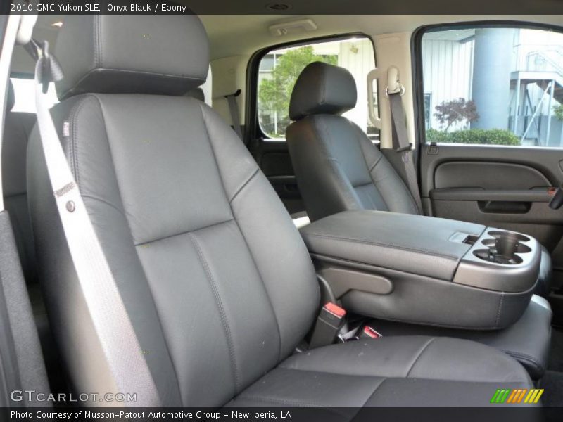Onyx Black / Ebony 2010 GMC Yukon SLE