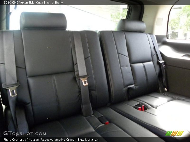 Onyx Black / Ebony 2010 GMC Yukon SLE