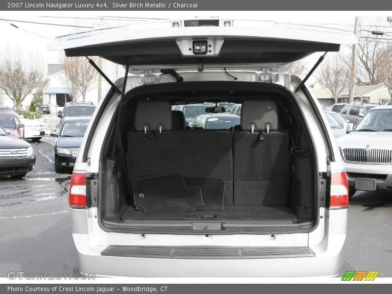 Silver Birch Metallic / Charcoal 2007 Lincoln Navigator Luxury 4x4