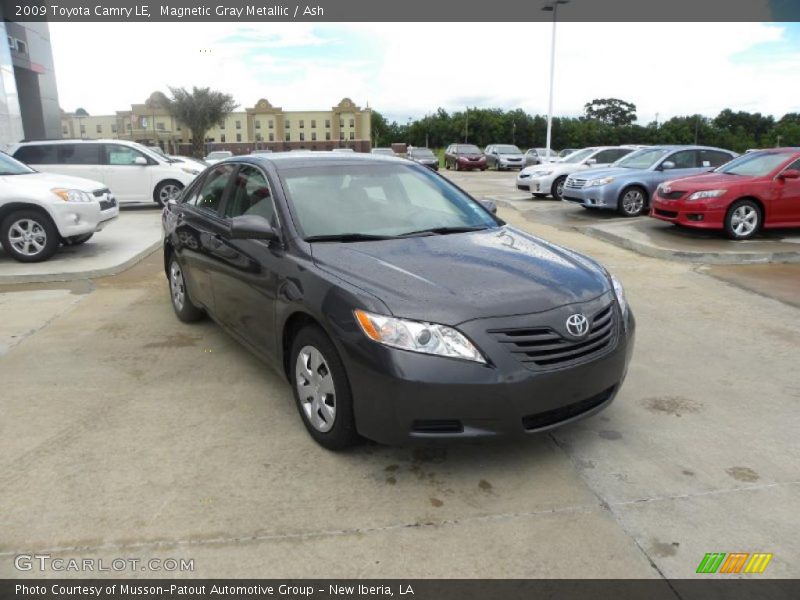 Magnetic Gray Metallic / Ash 2009 Toyota Camry LE