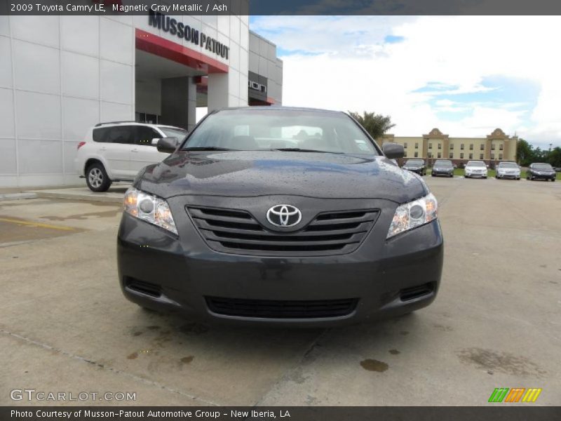 Magnetic Gray Metallic / Ash 2009 Toyota Camry LE