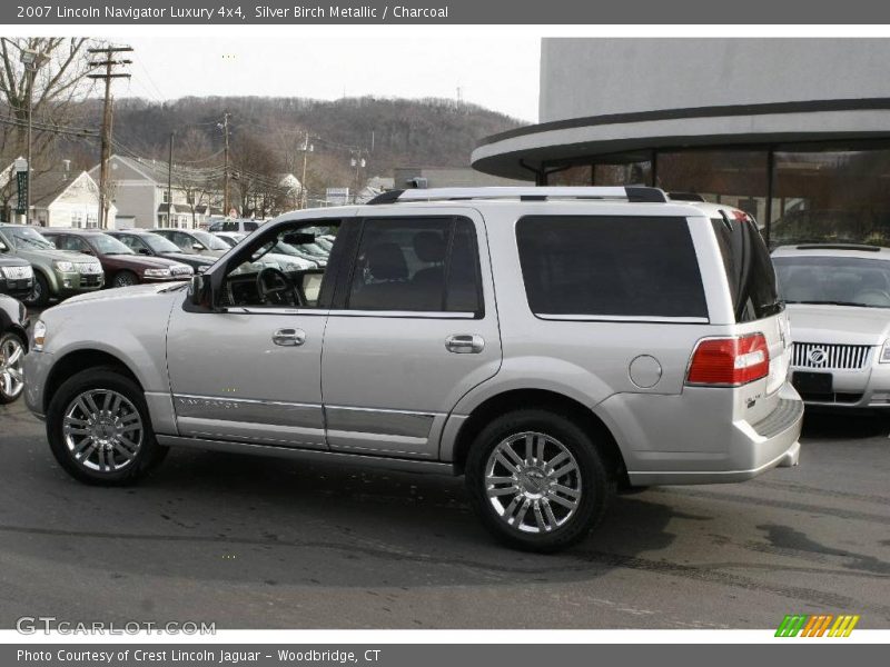 Silver Birch Metallic / Charcoal 2007 Lincoln Navigator Luxury 4x4