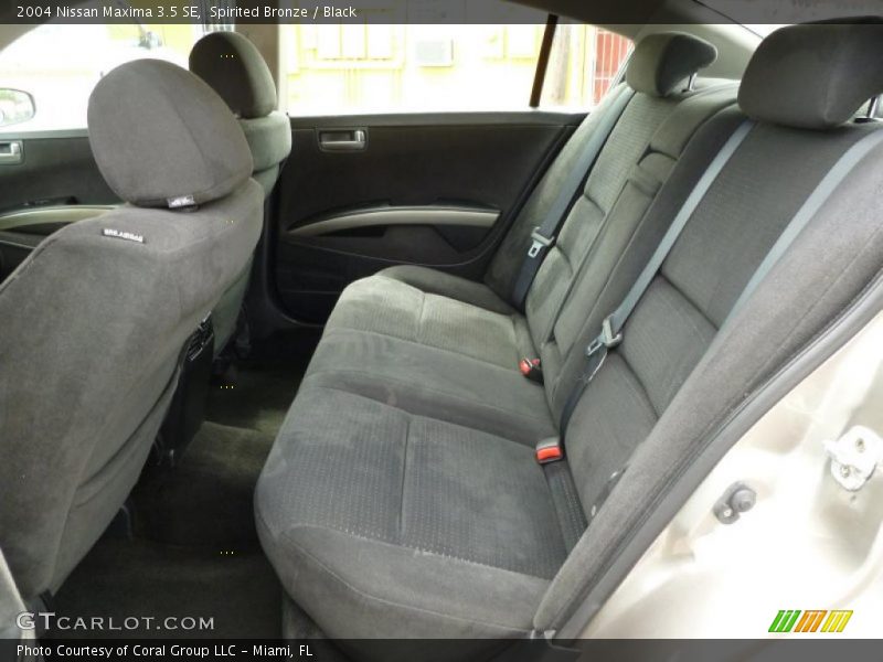 Spirited Bronze / Black 2004 Nissan Maxima 3.5 SE