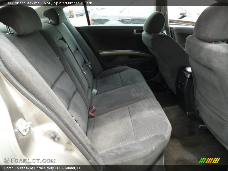 Spirited Bronze / Black 2004 Nissan Maxima 3.5 SE
