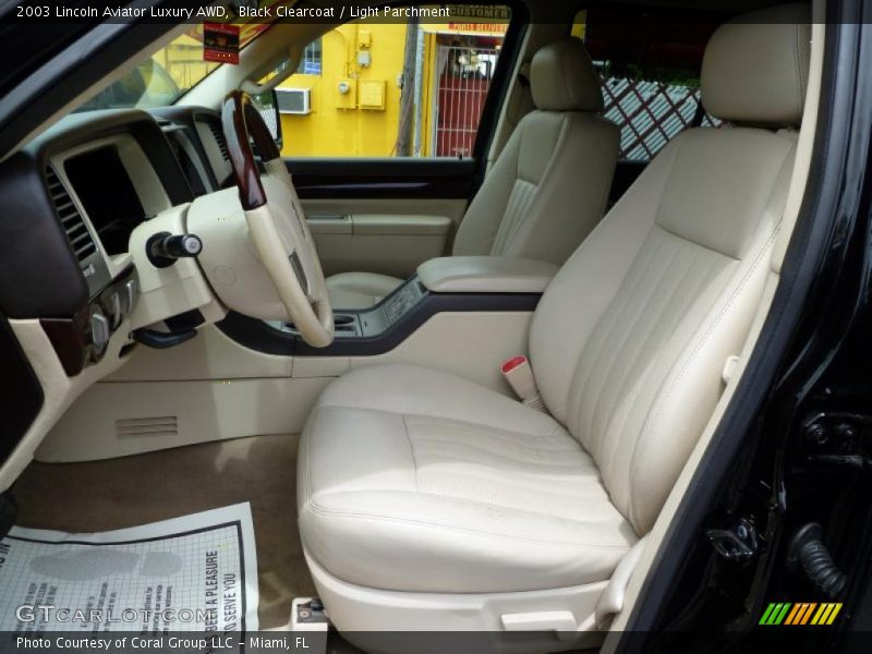 Black Clearcoat / Light Parchment 2003 Lincoln Aviator Luxury AWD