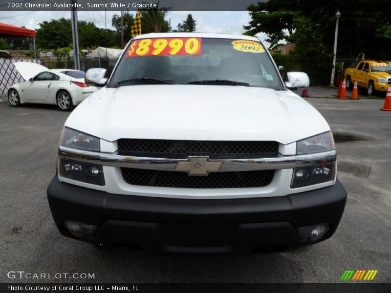 Summit White / Graphite 2002 Chevrolet Avalanche