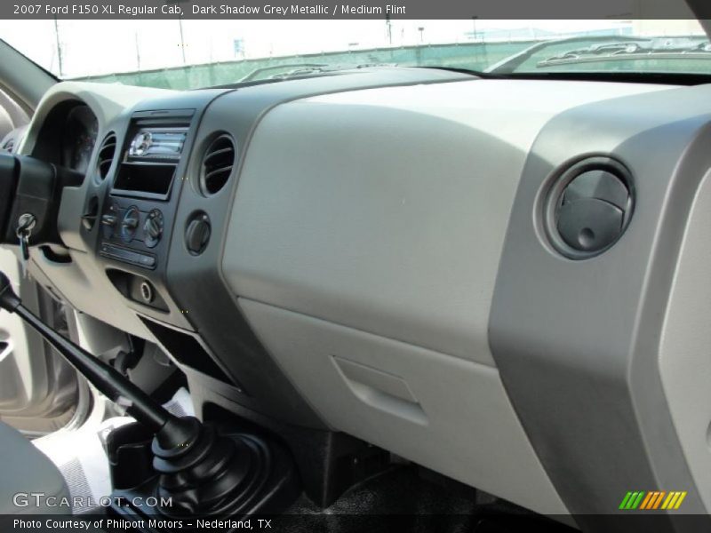 Dark Shadow Grey Metallic / Medium Flint 2007 Ford F150 XL Regular Cab