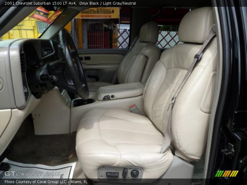 Onyx Black / Light Gray/Neutral 2001 Chevrolet Suburban 1500 LT 4x4