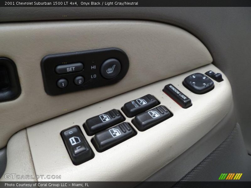 Onyx Black / Light Gray/Neutral 2001 Chevrolet Suburban 1500 LT 4x4