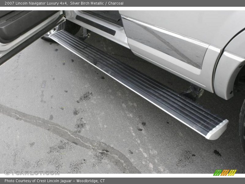 Silver Birch Metallic / Charcoal 2007 Lincoln Navigator Luxury 4x4