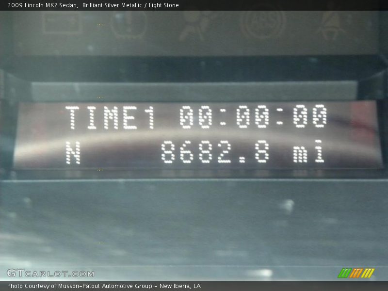 Brilliant Silver Metallic / Light Stone 2009 Lincoln MKZ Sedan