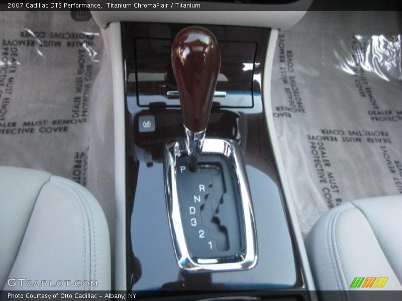 Titanium ChromaFlair / Titanium 2007 Cadillac DTS Performance
