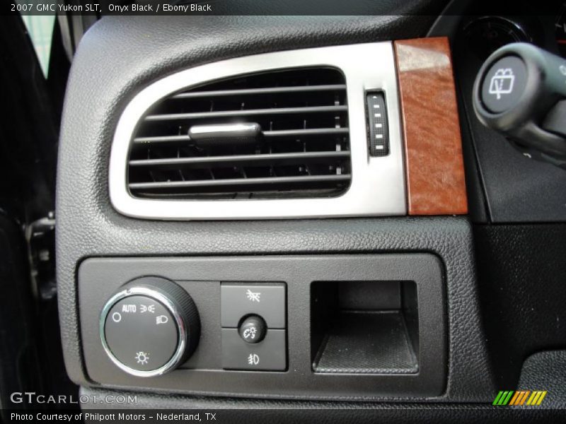 Onyx Black / Ebony Black 2007 GMC Yukon SLT