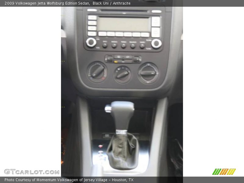 Black Uni / Anthracite 2009 Volkswagen Jetta Wolfsburg Edition Sedan