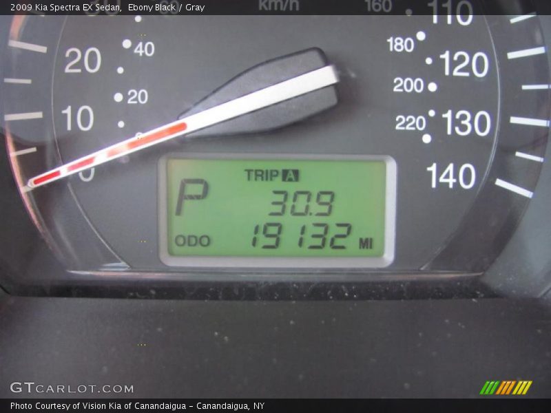 Ebony Black / Gray 2009 Kia Spectra EX Sedan