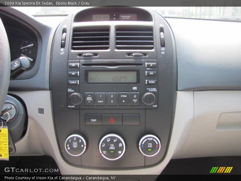 Ebony Black / Gray 2009 Kia Spectra EX Sedan