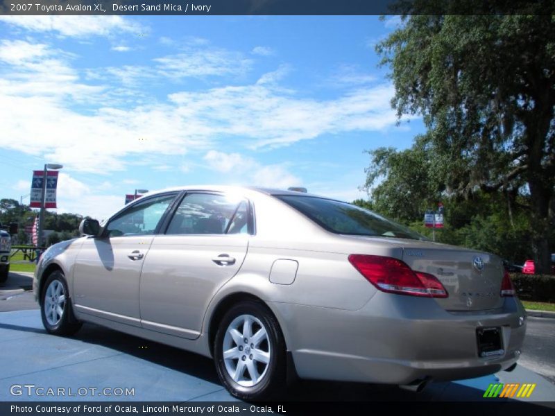 Desert Sand Mica / Ivory 2007 Toyota Avalon XL