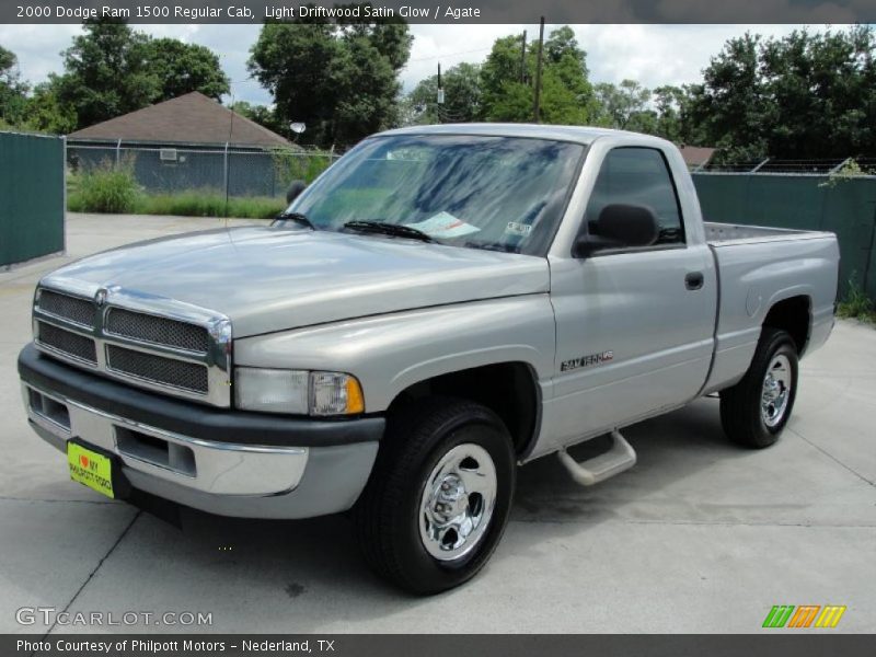 Light Driftwood Satin Glow / Agate 2000 Dodge Ram 1500 Regular Cab