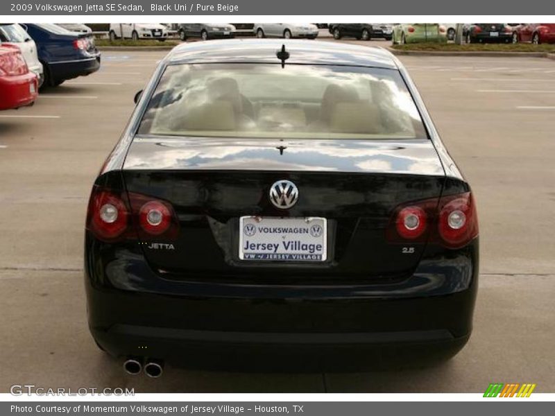 Black Uni / Pure Beige 2009 Volkswagen Jetta SE Sedan