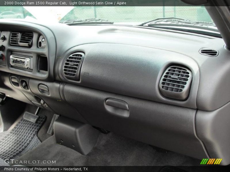 Light Driftwood Satin Glow / Agate 2000 Dodge Ram 1500 Regular Cab